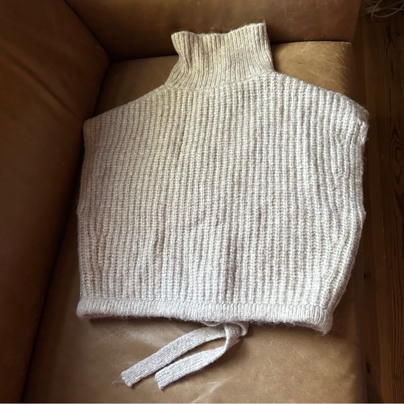 NWOT Zara knit zippered zip vest fall winter dickey layer collar crop cream - Picture 7 of 11